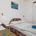 With Parking Space Pisak, Omis - 5975