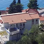 Apartman With Parking Space Pisak, Omis - 5975 Pisak