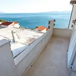 Apartman With Parking Space Pisak, Omis - 5975