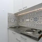 Apartman With Parking Space Pisak, Omis - 5975 *