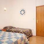 With Parking Space Pisak, Omis - 5975 Apartman Pisak