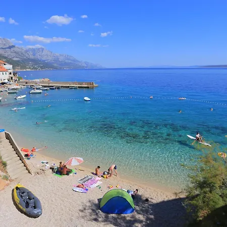 Apartman With Parking Space Pisak, Omis - 5975 *